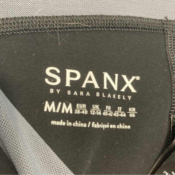 Spanx Leggings - Black - Medium - Picture 8 of 9